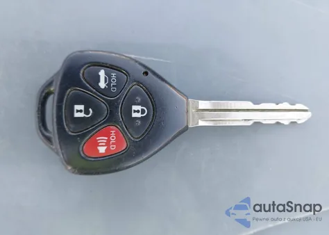 2011 Toyota Corolla Le z USA, uszkodzony, nr VIN JTDBU4EE8B9165611